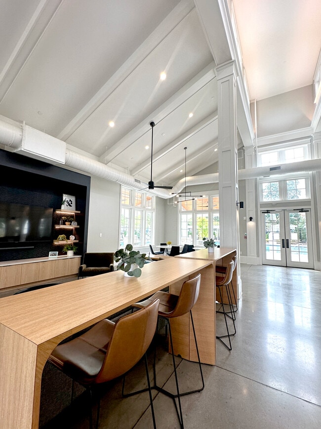 Building Photo - 5006 Distillers Ln