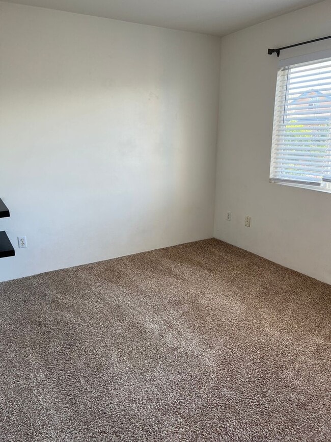 Building Photo - Villas at Kahana Ridge