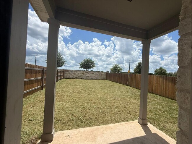 Building Photo - 2227 Rocoso Trl