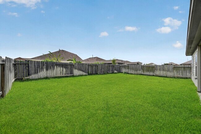 Building Photo - 5118 Dove Hl Ln