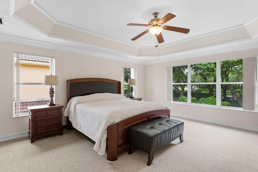 Building Photo - 8492 Breezy Oak Way