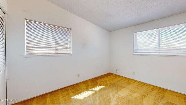 Building Photo - 4553 Skylark Way