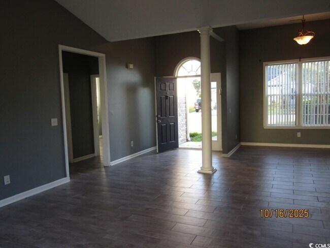 Building Photo - 1103 Checkerberry St