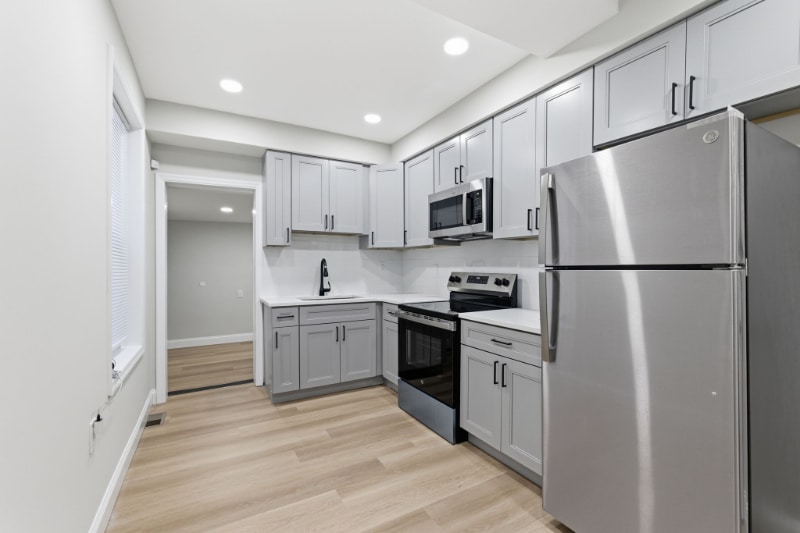 Building Photo - 2125 N 28th St