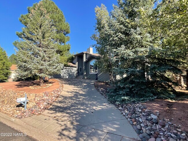 Primary Photo - 4571 E Flintwood Ln