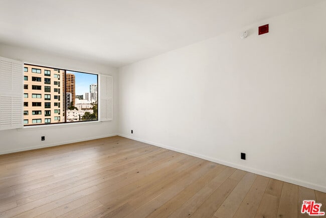 Building Photo - 10550 Wilshire Blvd