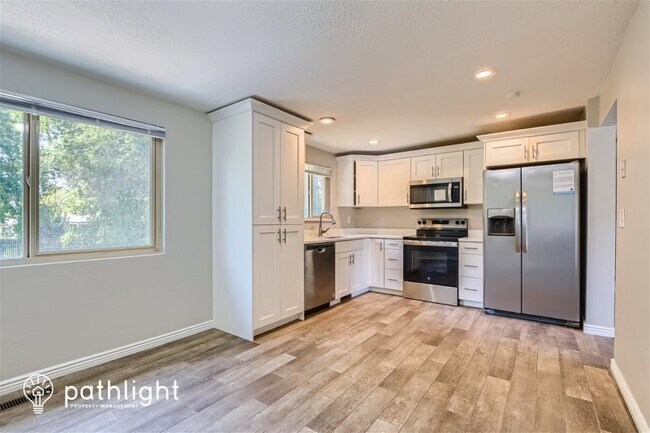 Building Photo - 667 West 2200 North