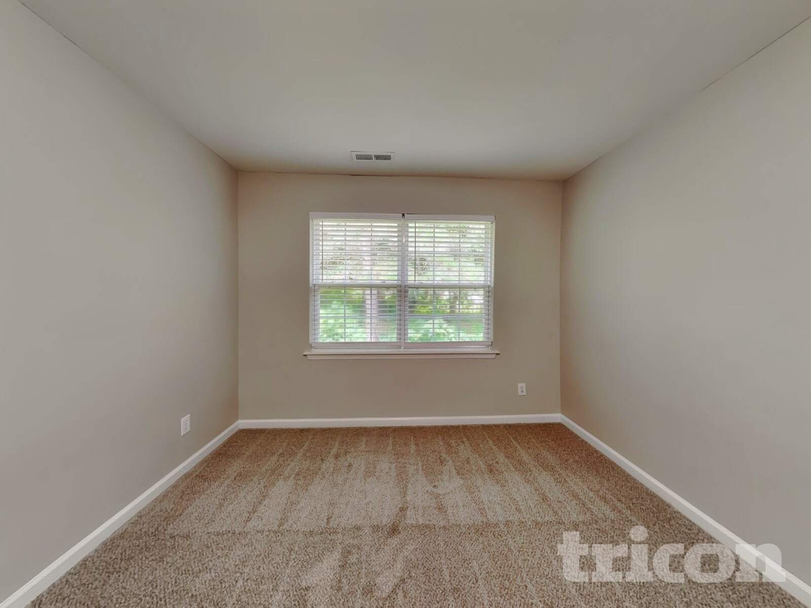 Building Photo - 705 Champion St