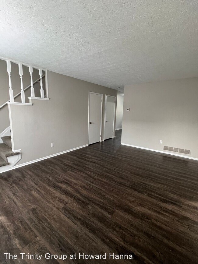 Building Photo - 2 br, 1.5 bath House - 5340 Shiloh Drive