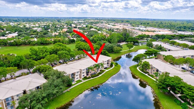 Building Photo - 600 Crestwood Ct N
