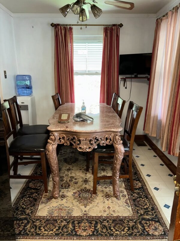 Building Photo - 6411 S 3rd St