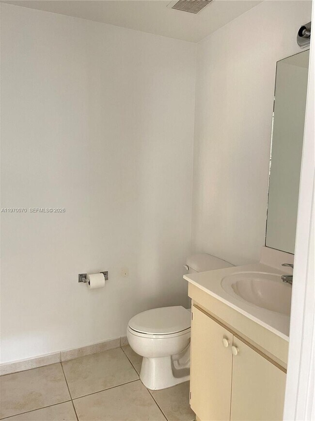 Building Photo - 7240 NW 114th Ave