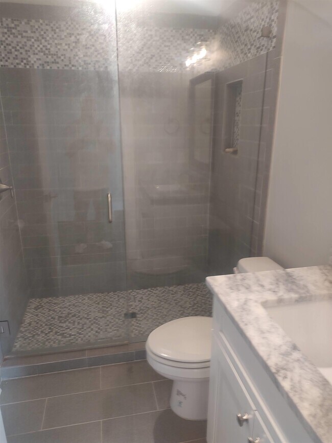 Building Photo - 3589 Esplanade Way