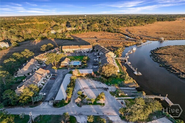 Building Photo - 12502 Apache Ave