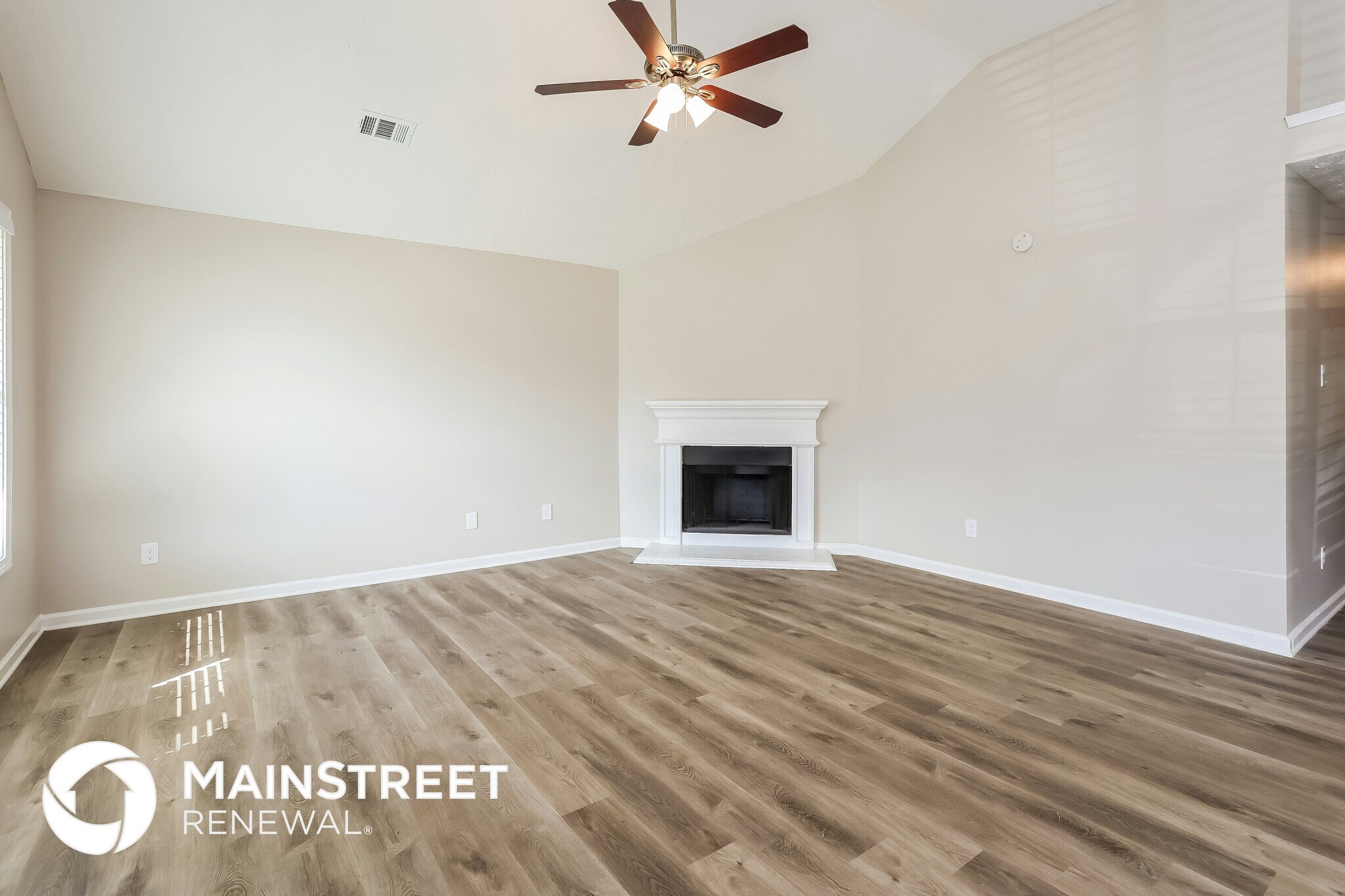 Building Photo - 5222 Alexander St