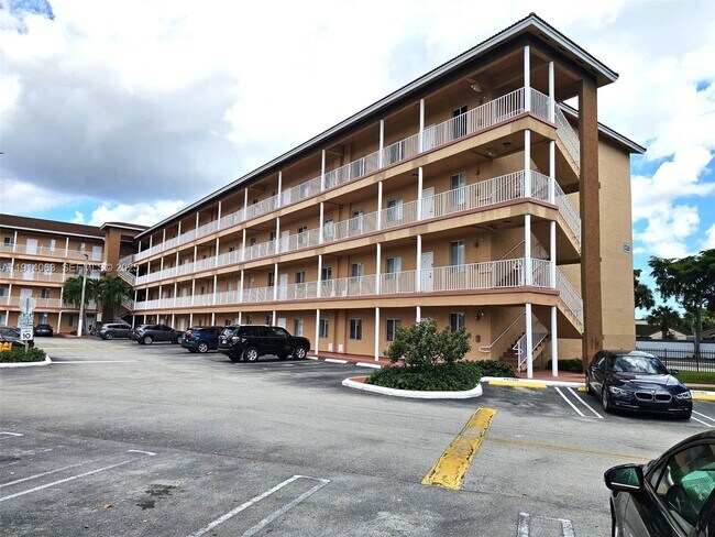 Building Photo - 17350 NW 67th Ave