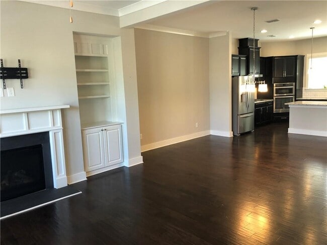 Building Photo - 2184 Haydon Ln