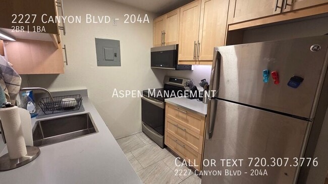 Building Photo - 2227 Canyon Blvd