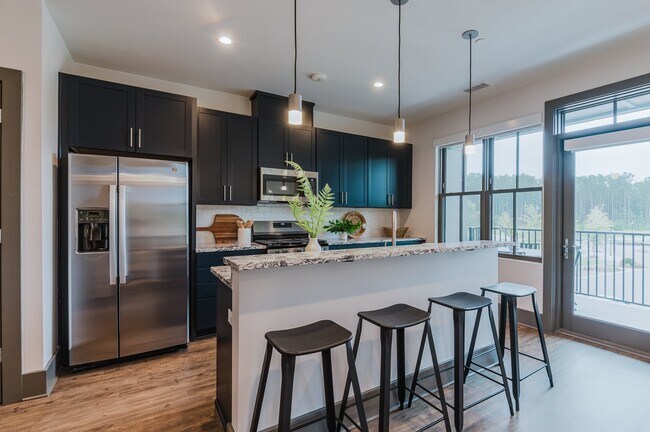Building Photo - One Bedroom Apartment in Washington Square...