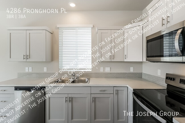 Building Photo - 4286 Pronghorn Pl