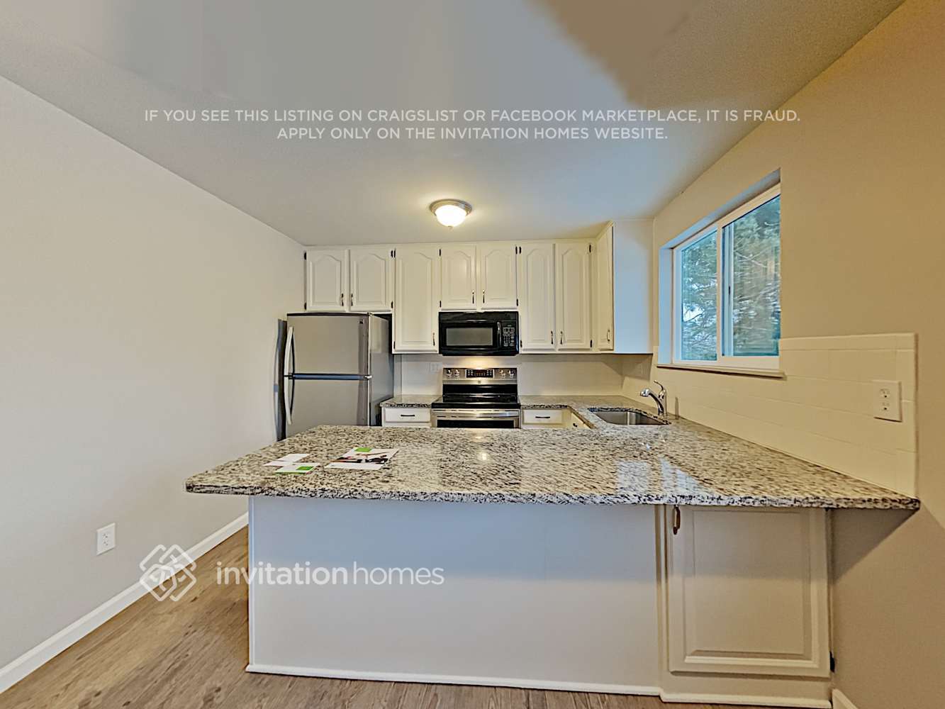Building Photo - 3270 S Ouray Way