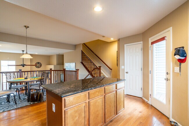 Building Photo - 2681 Stonecrop Ridge Grove