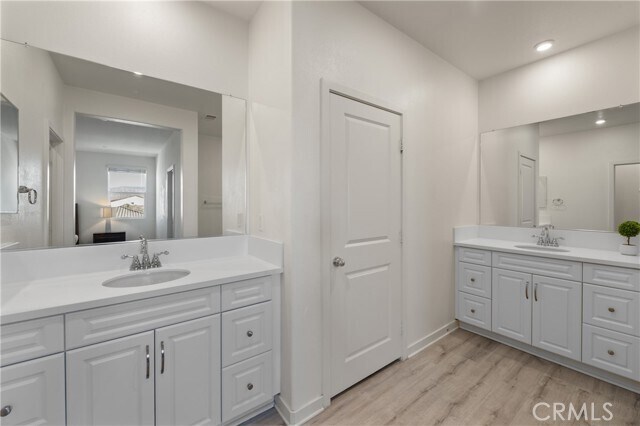 Building Photo - 50105 Rocamora St