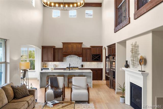 Building Photo - 15252 W Warren Dr