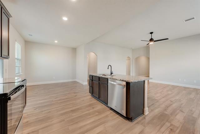 Building Photo - 7621 Lumber Jack Ln