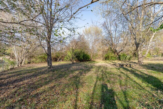 Building Photo - UPDATED 4-bedroom 3 bath Home in Fayetteville!!