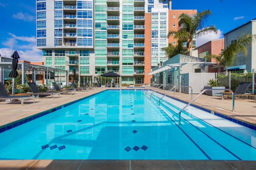 Building Photo - 800 The Mark Ln