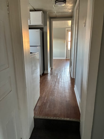 Building Photo - 429 Camp Strauss Rd