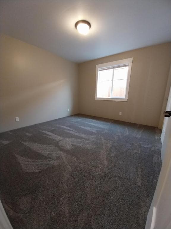 Building Photo - 330 Hazel Way