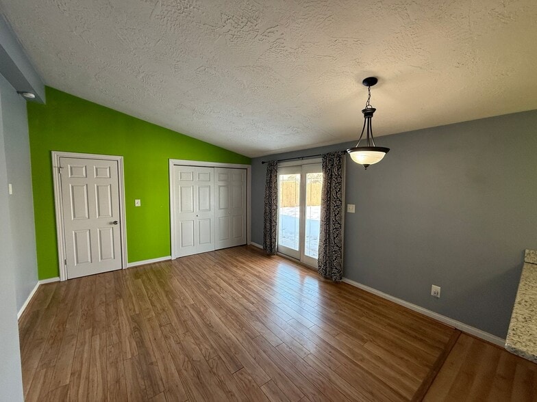 Building Photo - 7215 Shady Ln