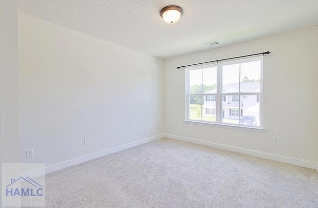 Building Photo - 991 Meloney Dr