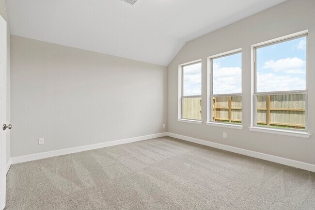 Building Photo - 27122 Butterfly Mint Ln