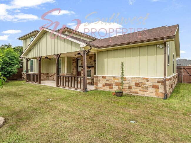 Building Photo - Stunning 5 bedroom, 3.5 bath in Elk Ridge Estates!
