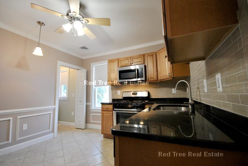 Building Photo - 38 Turner St