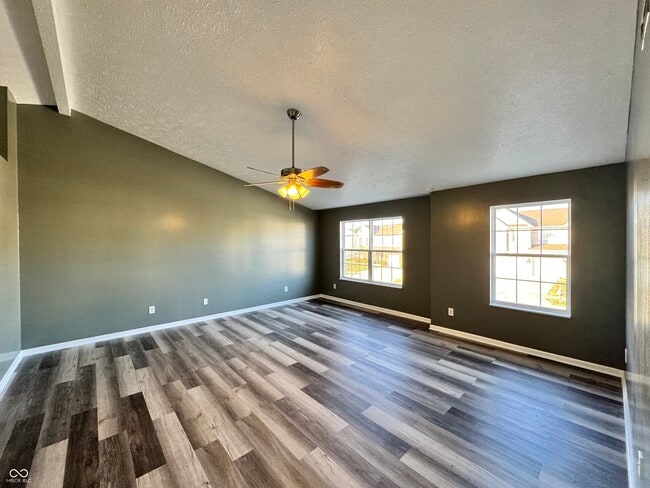 Building Photo - 3658 Pickwick Cir