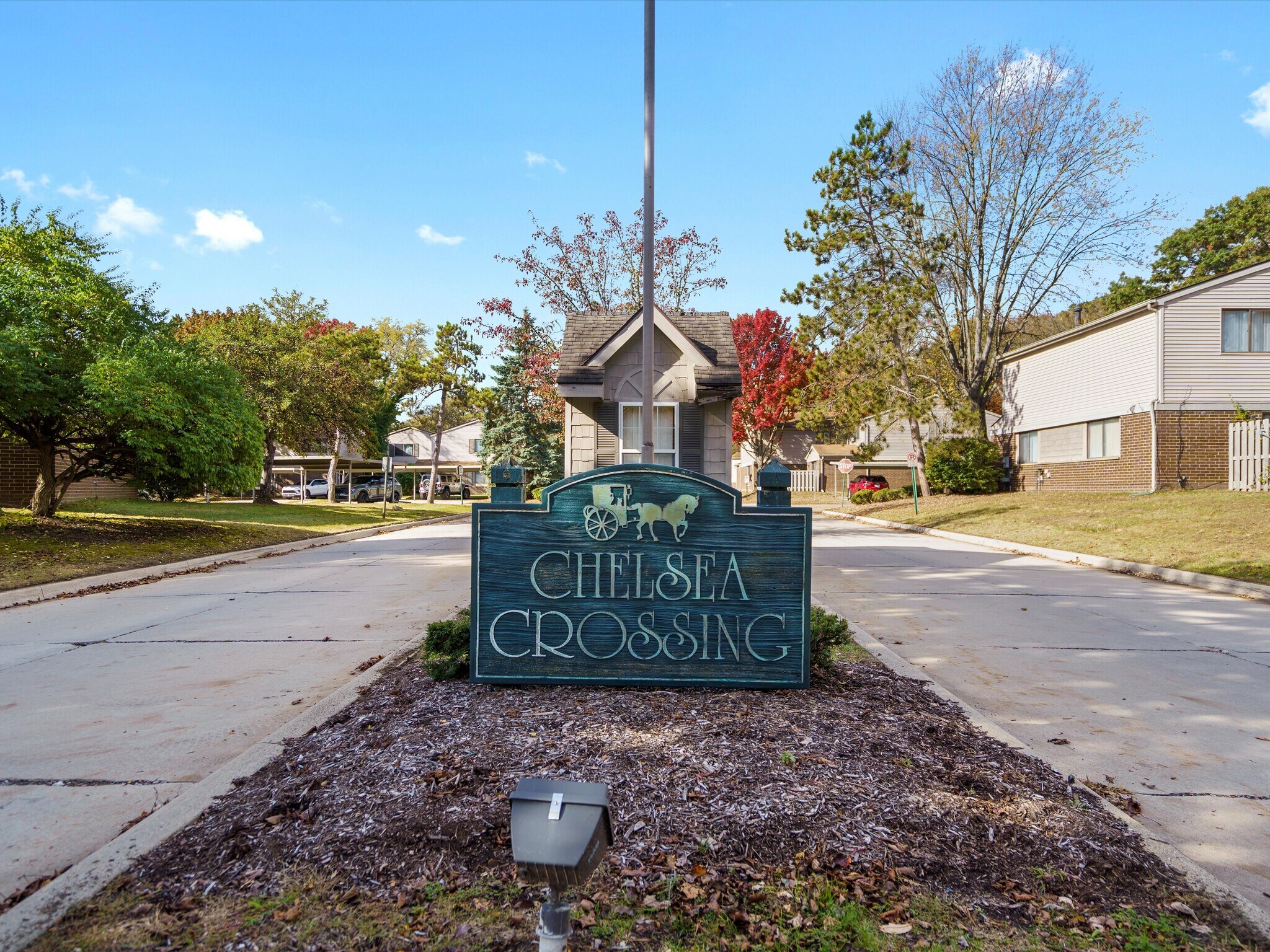 Building Photo - 26656 Farmbrook Villa Dr