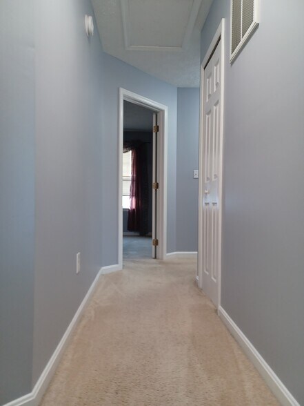 Building Photo - 10602 Boxmeer Ct