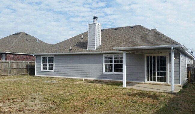 Building Photo - 1117 S Spinnaker Dr