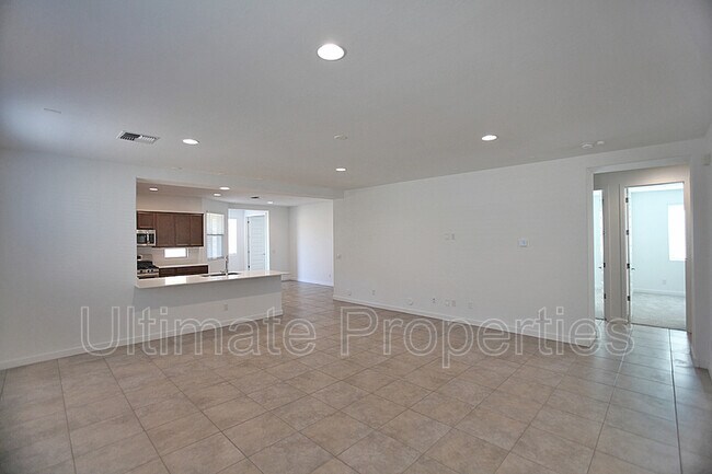Building Photo - 16378 W Charlotte Dr