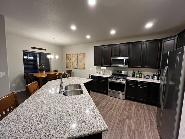 Building Photo - 6707 Volga Dr