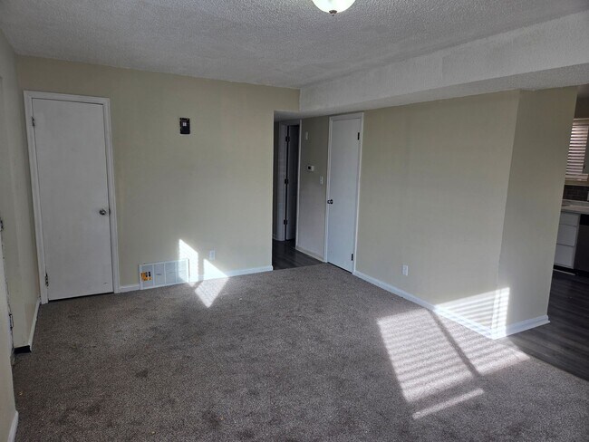 Building Photo - Wolff St - GN - HOME WARRANTY