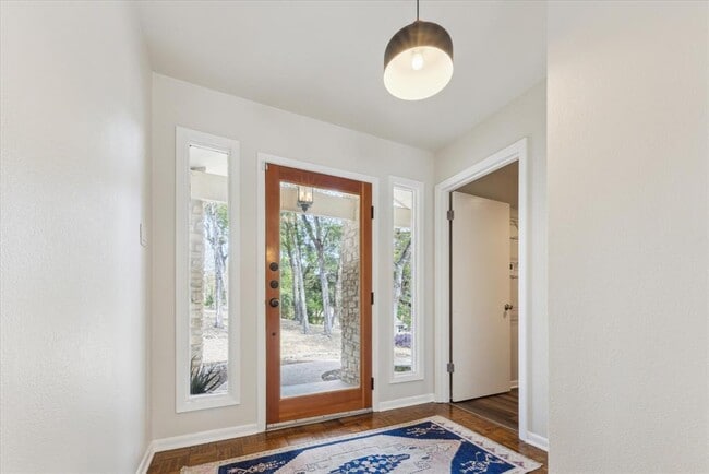 Building Photo - 3609 Peregrine Falcon Dr