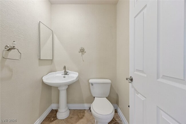 Building Photo - 1114 Vegas Valley Dr