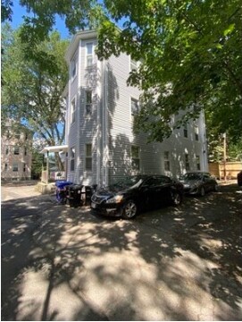 Building Photo - 9 Craig Pl