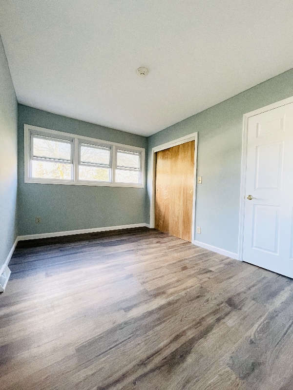 Building Photo - 14 Southbury Rd