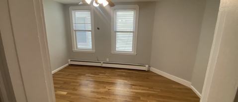 Building Photo - 205 Chelsea St